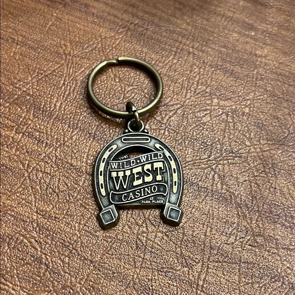 Wild Wild West Casino Keychain - Antique Gold